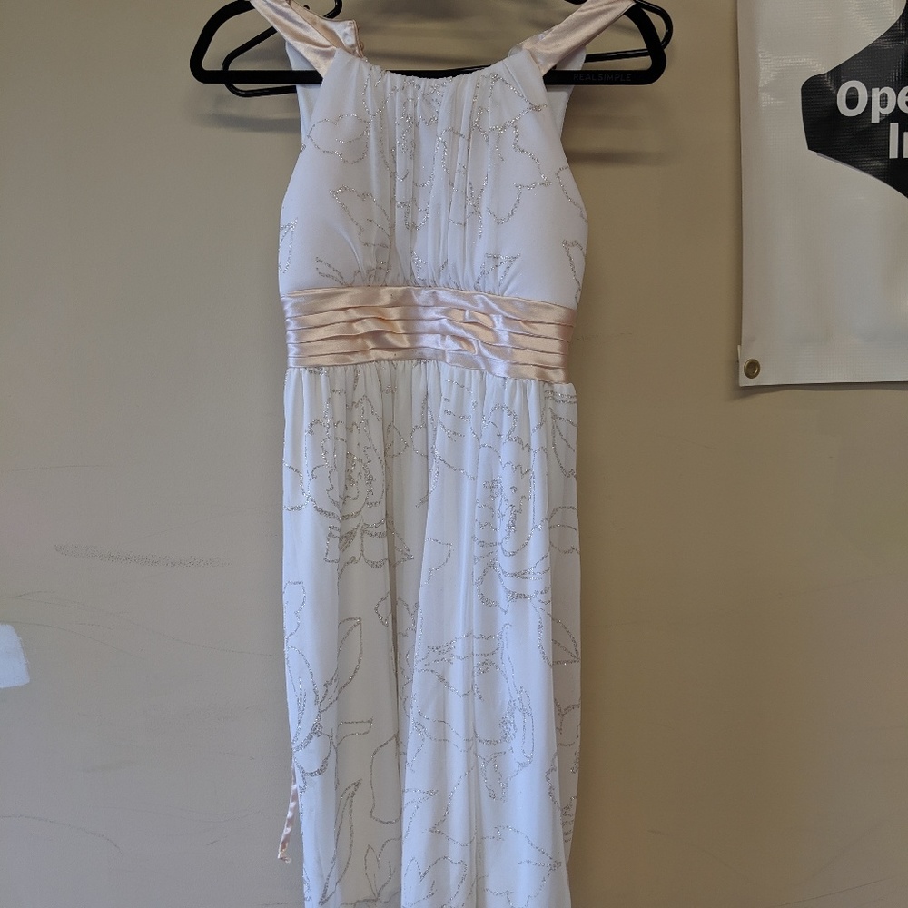 A white dress size 16